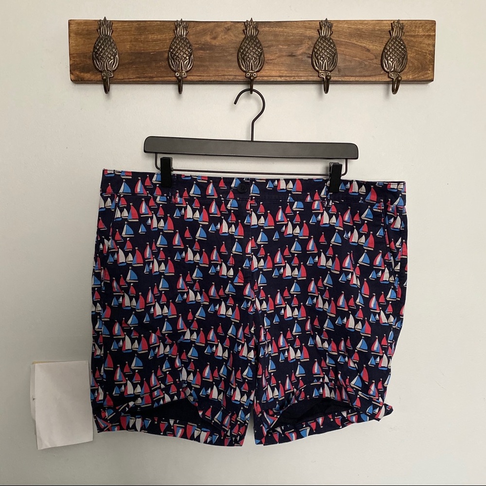 TALBOTS Sailboat Printed Weekend Shorts